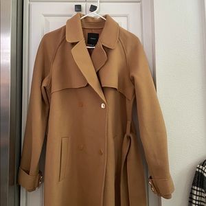 Beige/tan trench coat